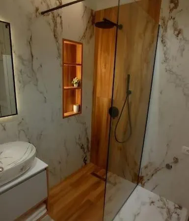 Genci's One Bedroom