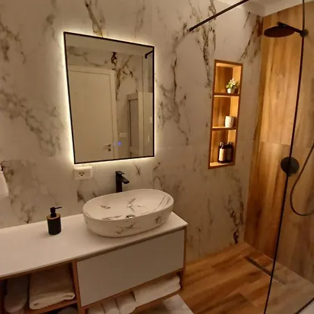 Genci's One Bedroom Apartment Vlore
